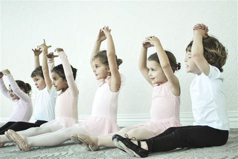 Ballet for Kids .